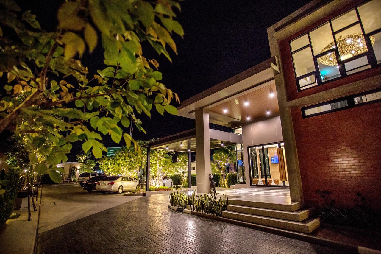 Bunprasop Garden Hotel Nakhon Si Thammarat Esterno foto